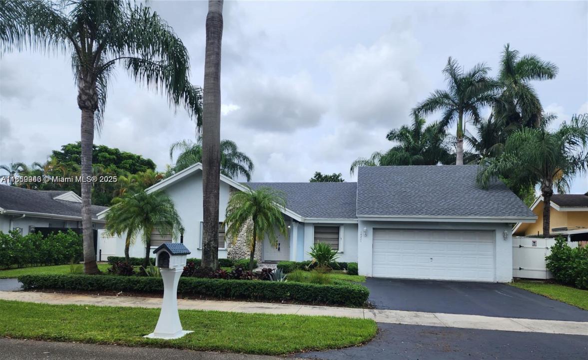 14221 SW 106th Ter, Miami, Florida 33186, USA