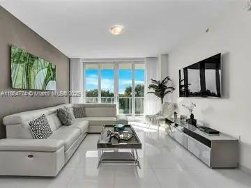 7875 NW 107th Ave 206, Doral, Florida 33178, USA