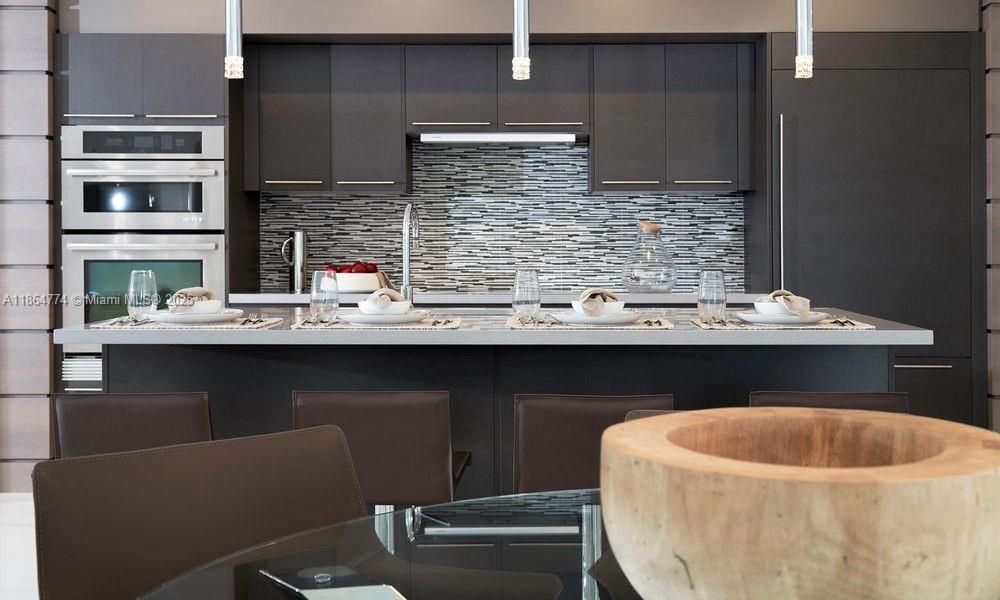 7875 NW 107th Ave 206, Doral, Florida 33178, USA