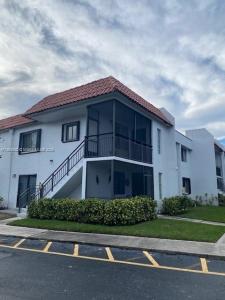 286 Racquet Club Rd 201, Weston, Florida 33326, USA