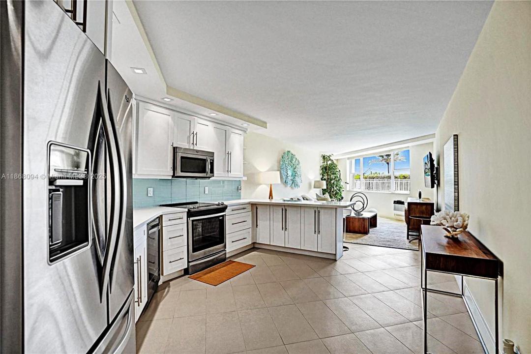 1936 S Ocean Dr 21D, Hallandale Beach, Florida 33009