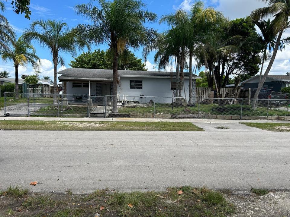 11431 SW 193rd Ter, Miami, Florida 33157