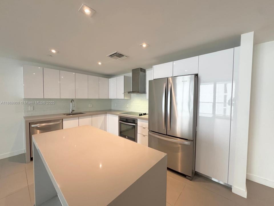 1600 NE 1st Ave 1919, Miami, Florida 33132, USA