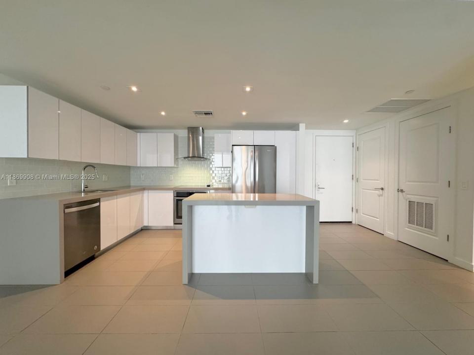 1600 NE 1st Ave 1919, Miami, Florida 33132, USA