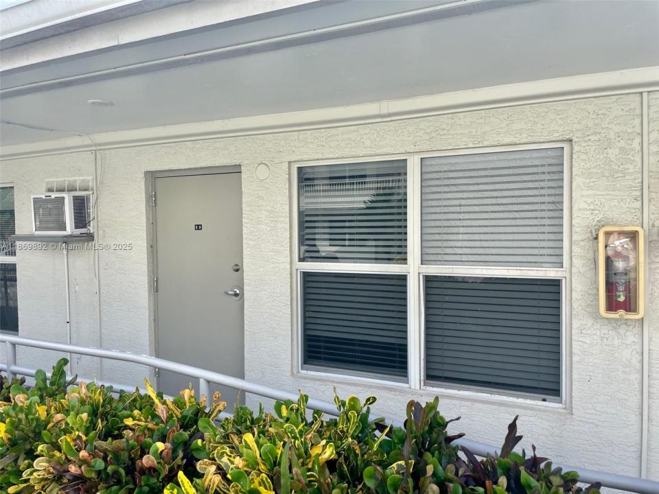1079 SE 22nd Ave 3S, Pompano Beach, Florida 33062