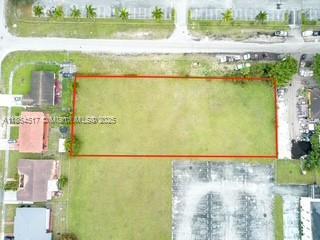 1855 NW 119th St, Miami, Florida 33167, Estados Unidos