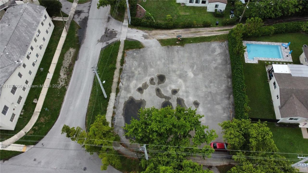 425 Esplanade Dr, Miami Springs, 플로리다 33166, 미국
