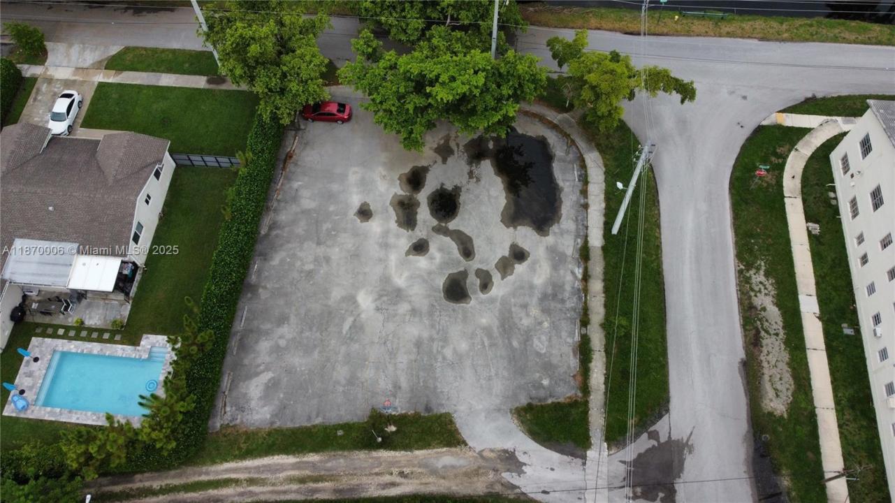 425 Esplanade Dr, Miami Springs, 플로리다 33166, 미국