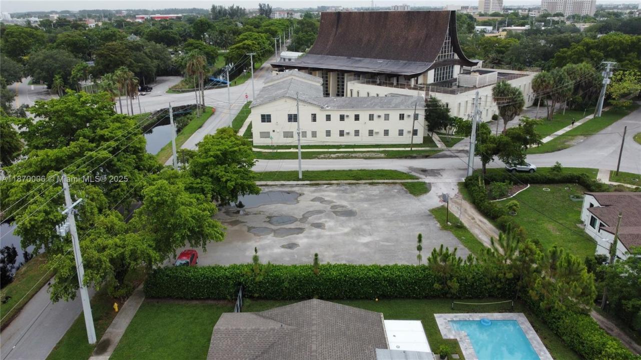 425 Esplanade Dr, Miami Springs, 플로리다 33166, 미국