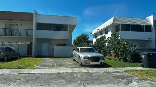 7956 SW 6th 1, North Lauderdale, Flórida 33068, Estados Unidos