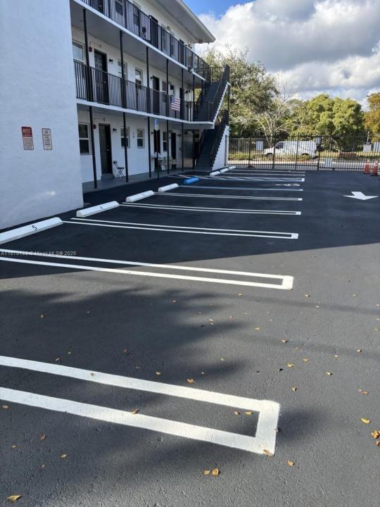 1130 NW 62nd St 11, Miami, פלורידה 33150, ארצות הברית של אמריקה 