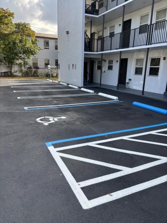 1130 NW 62nd St 11, Miami, פלורידה 33150, ארצות הברית של אמריקה 