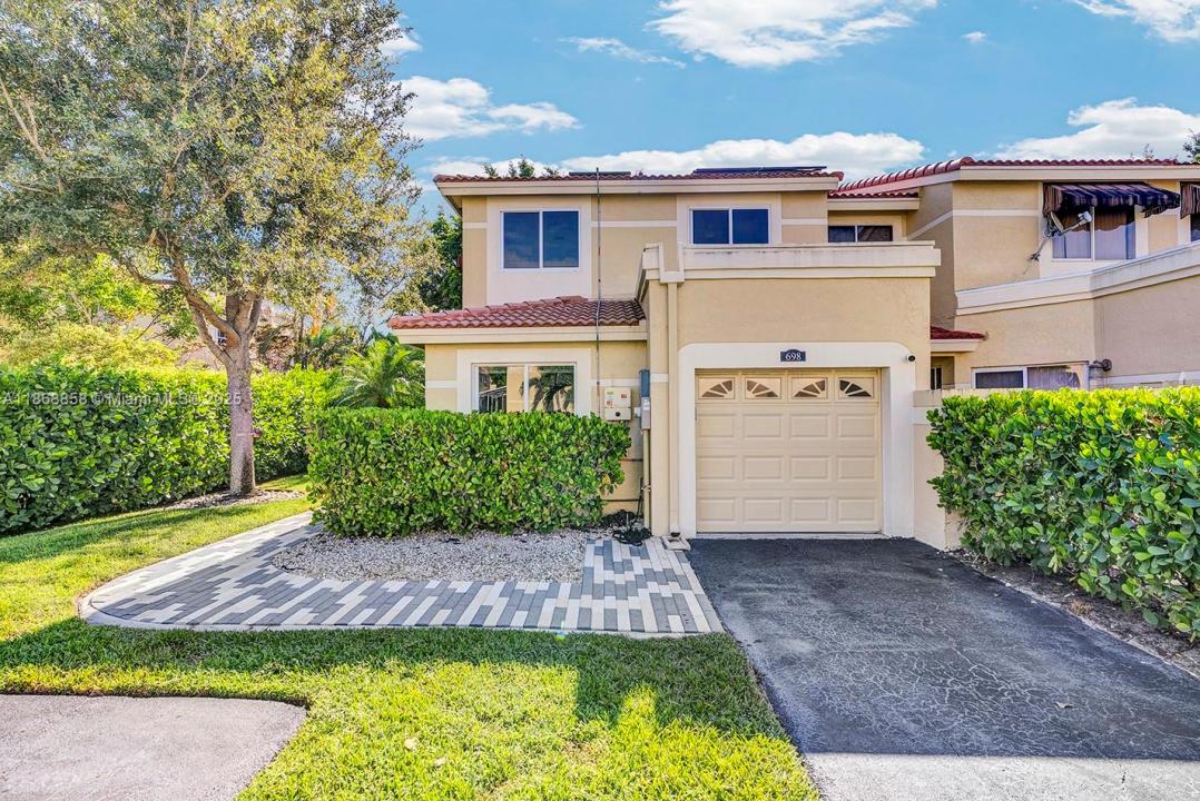 698 Deer Creek Corona Way, Deerfield Beach, Florida 33442, Stati Uniti