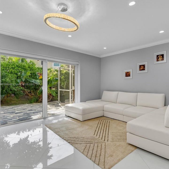 698 Deer Creek Corona Way, Deerfield Beach, Florida 33442, Stati Uniti