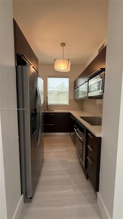 2031 Meridian Ave 6, Miami Beach, Floride 33139, États-Unis