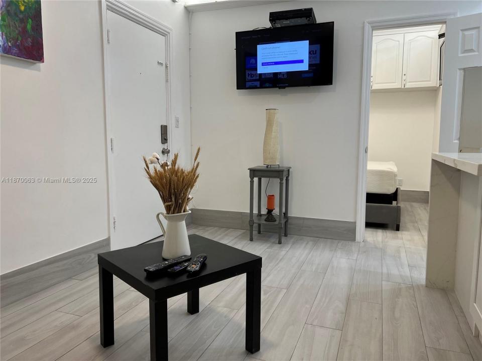 3710 Collins Ave N-103, Miami Beach, Florida 33140