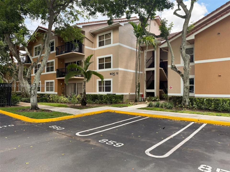 8781 Wiles Rd 108, Coral Springs, Florida 33067, HOA KỲ