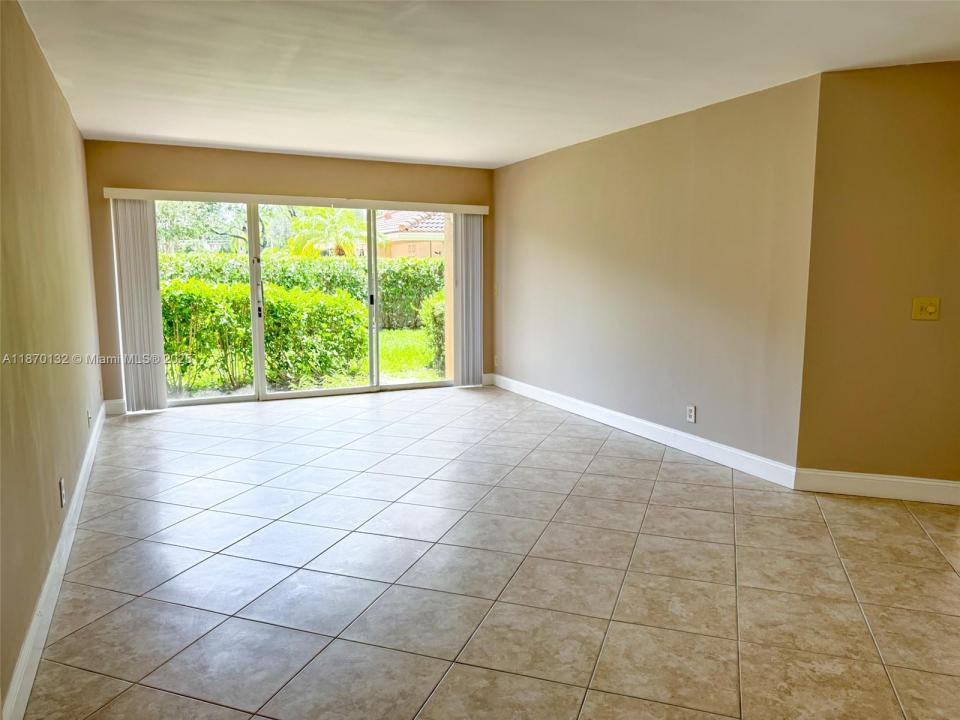 8781 Wiles Rd 108, Coral Springs, Florida 33067, HOA KỲ