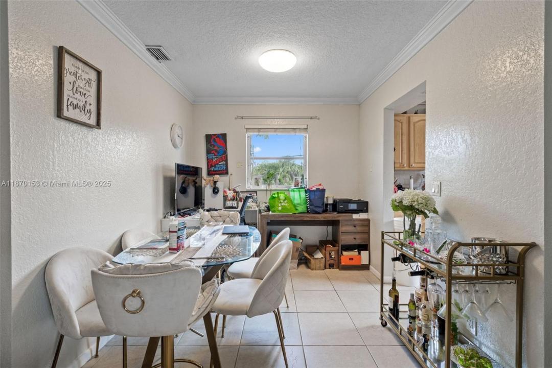 200 Croton Ave 111, Lantana, Florida 33462, Estados Unidos