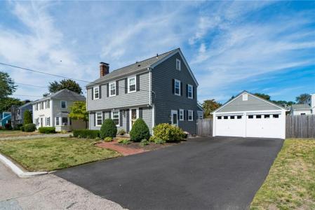 40 Upyonda Way, East Providence, Rhode Island 02916