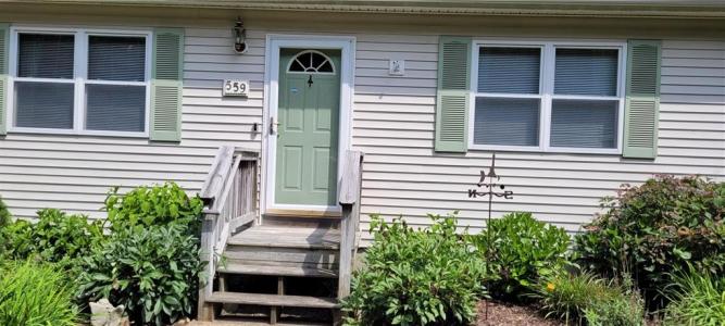 559 Middlebridge Road, South Kingstown, Rhode Island 02879