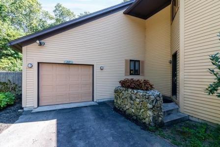 221 Kings Ridge Road, South Kingstown, Rhode Island 02879, États-Unis