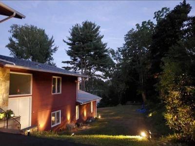 1082 Greenwich Avenue, Warwick, Rhode Island 02886