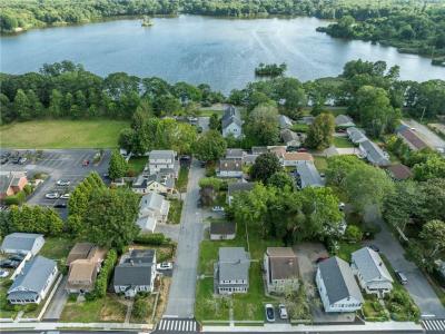 364 Maple Avenue, Barrington, Rhode Island 02806