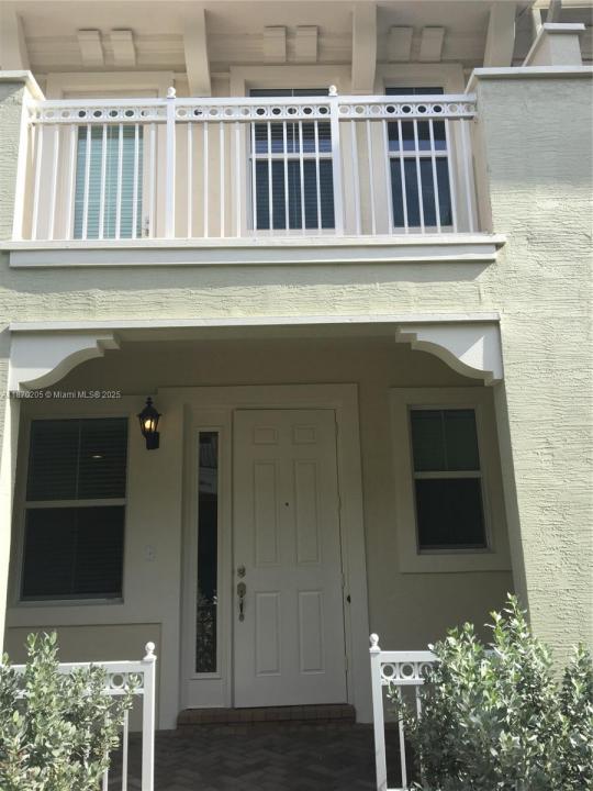 12521 NW 32nd Mnr 175-3, Sunrise, Florida 33323, Stati Uniti