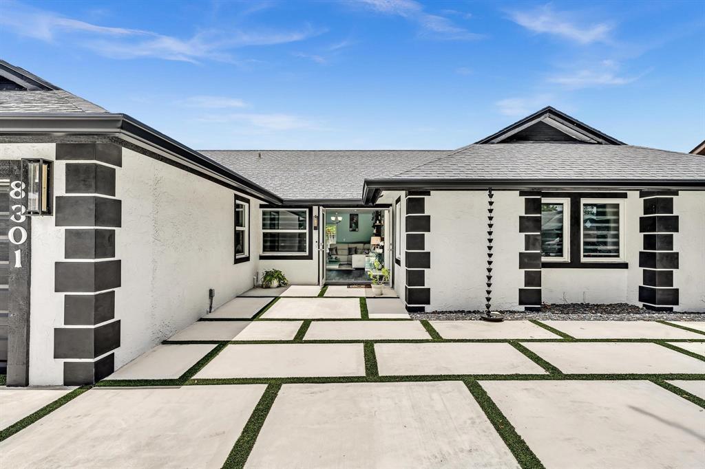 8301 NW 52nd St, Lauderhill, Florida 33351