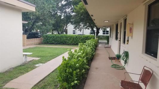 803 NE 8th St, Hallandale Beach, Florida 33009