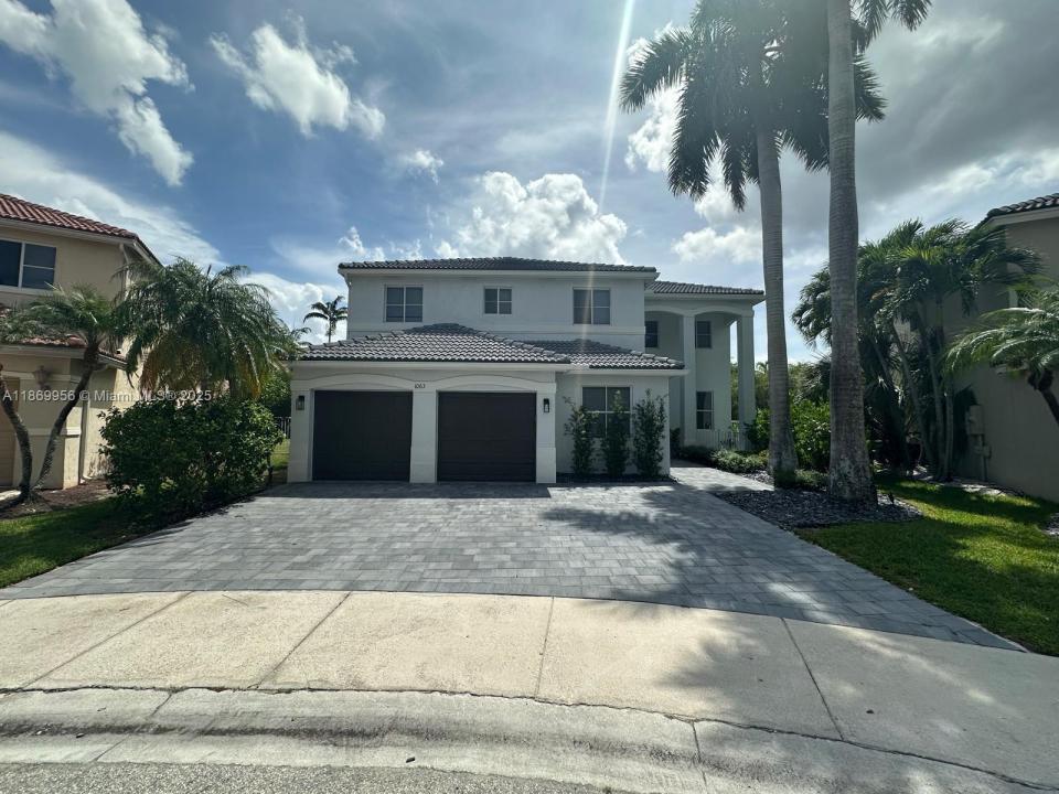 1063 Sunflower Cir, Weston, Florida 33327