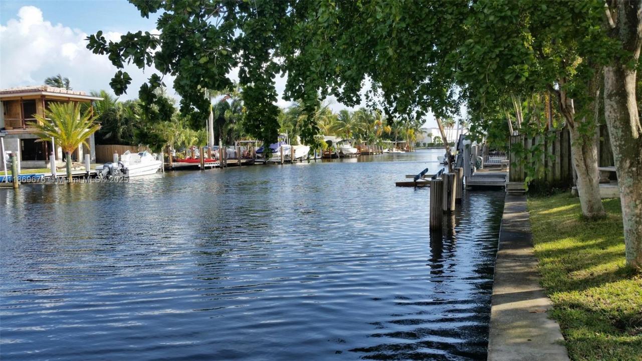 2025 NE 24th St, Wilton Manors, Flórida 33305, Estados Unidos