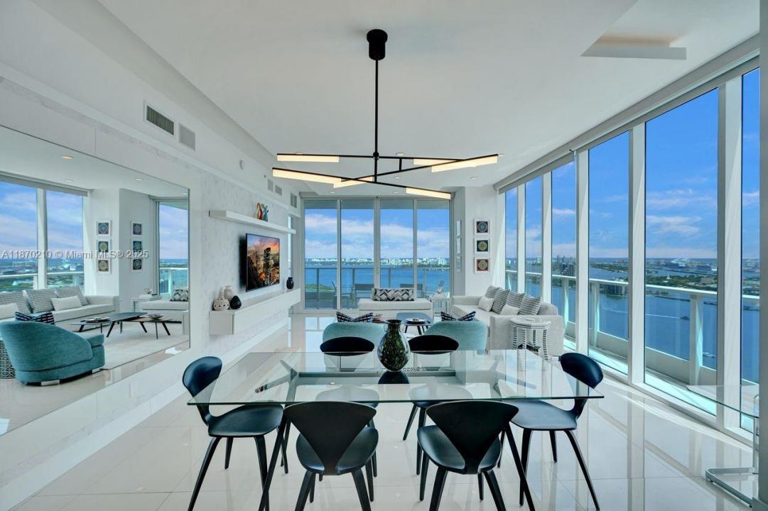 2020 N Bayshore Dr 3310, Miami, Florida 33137, Estados Unidos