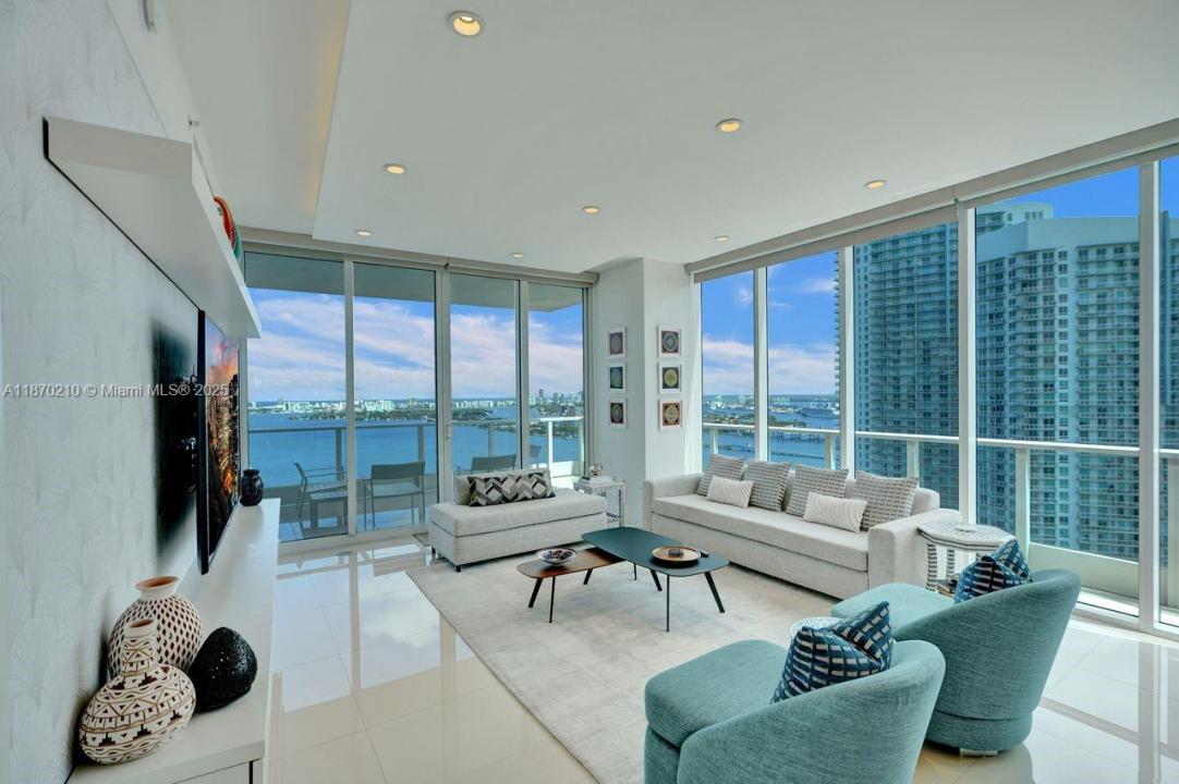 2020 N Bayshore Dr 3310, Miami, Florida 33137, Estados Unidos
