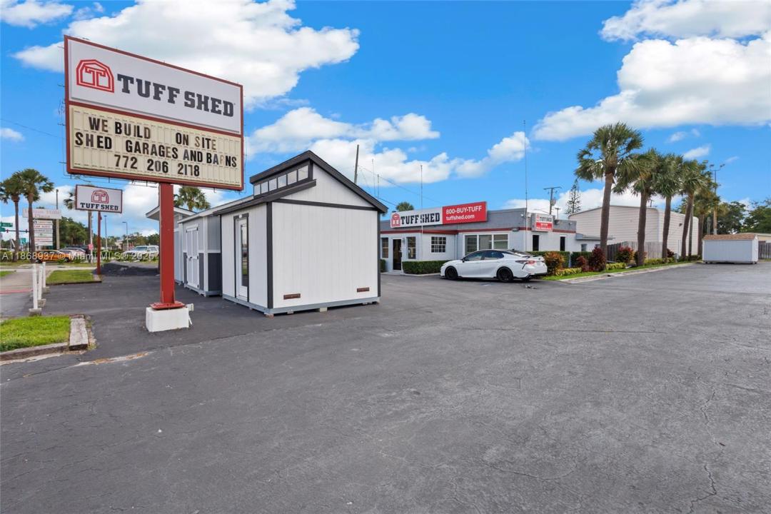 2402 S US HWY 1, Fort Pierce, Florida 34982, USA