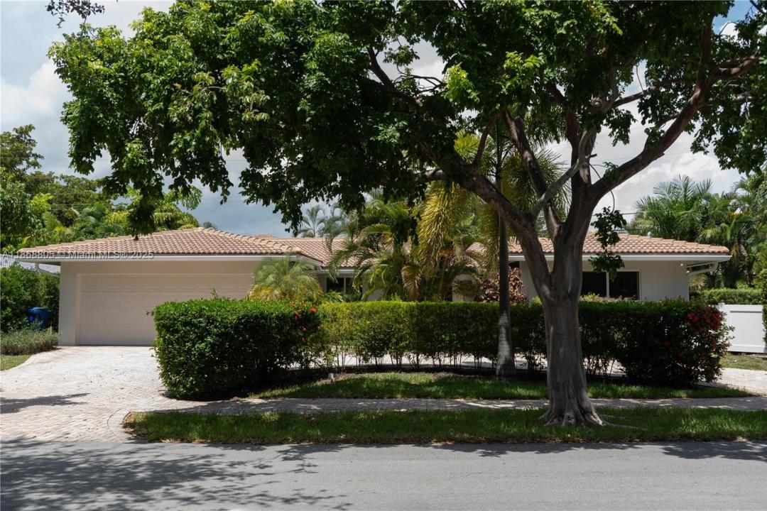 2841 NW 10th Ave, Wilton Manors, Florida 33311, Estados Unidos
