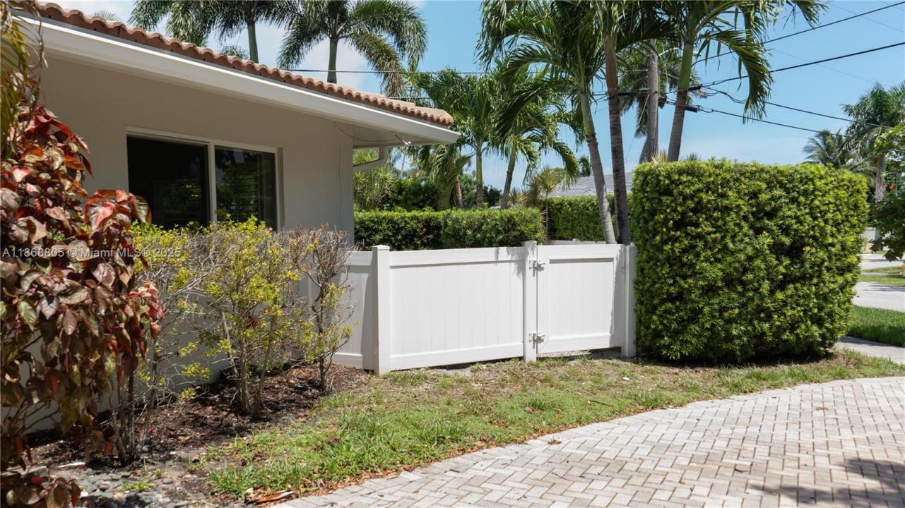 2841 NW 10th Ave, Wilton Manors, Florida 33311, Estados Unidos