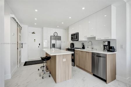 1985 S Ocean Dr 11L, Hallandale Beach, Florida 33009, USA