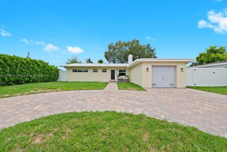 9620 Jamaica Dr, Cutler Bay, Florida 33189, USA
