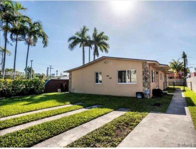 220 NW 46th St 220, Miami, Florida 33127, USA