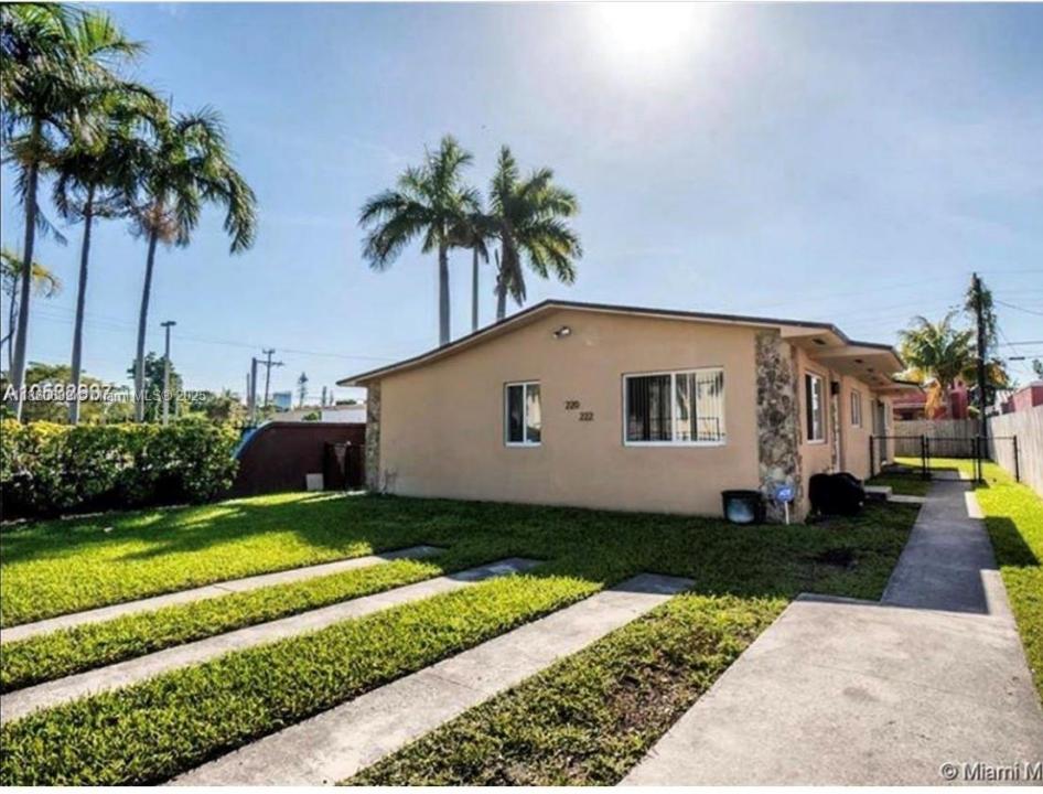 220 NW 46th St 220, Miami, 플로리다 33127, 미국