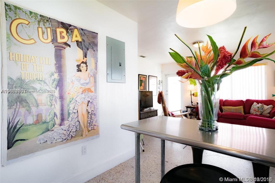 220 NW 46th St 220, Miami, 플로리다 33127, 미국