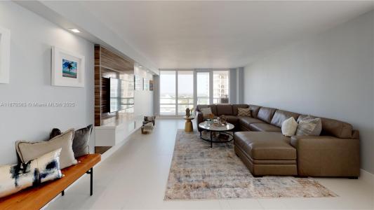 5601 Collins Ave 1225, Miami Beach, Florida 33140, USA