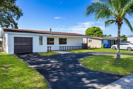 6712 Arbor Dr, Miramar, Florida 33023, USA