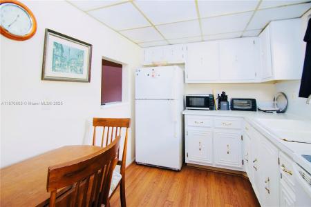 702 Lori Dr 190, Palm Springs, Florida 33461, USA