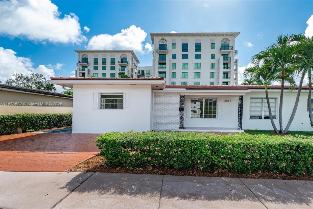 3091 S Le Jeune Rd 3091, Coral Gables, Florida 33134, USA
