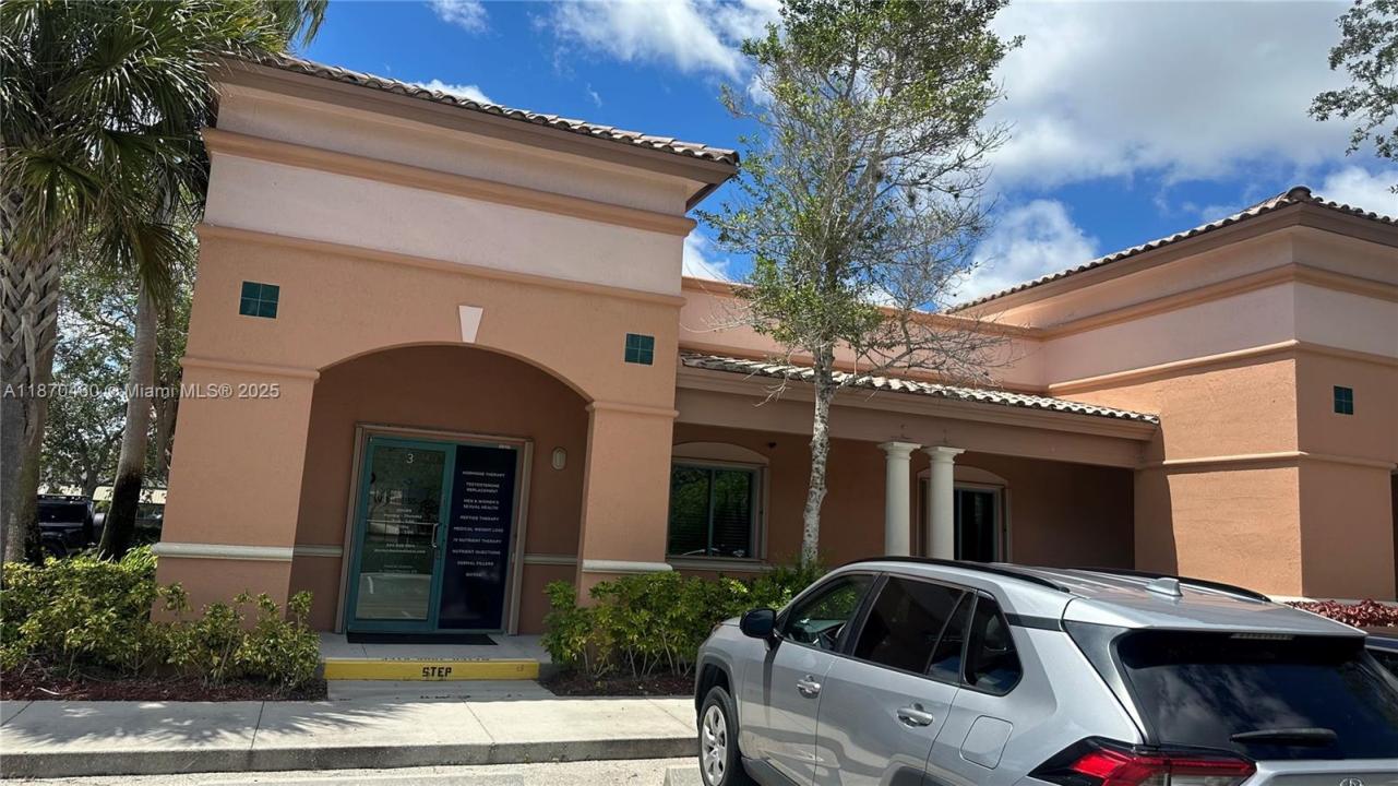 2237 N Commerce Pkwy 3, Weston, Floryda 33326, USA