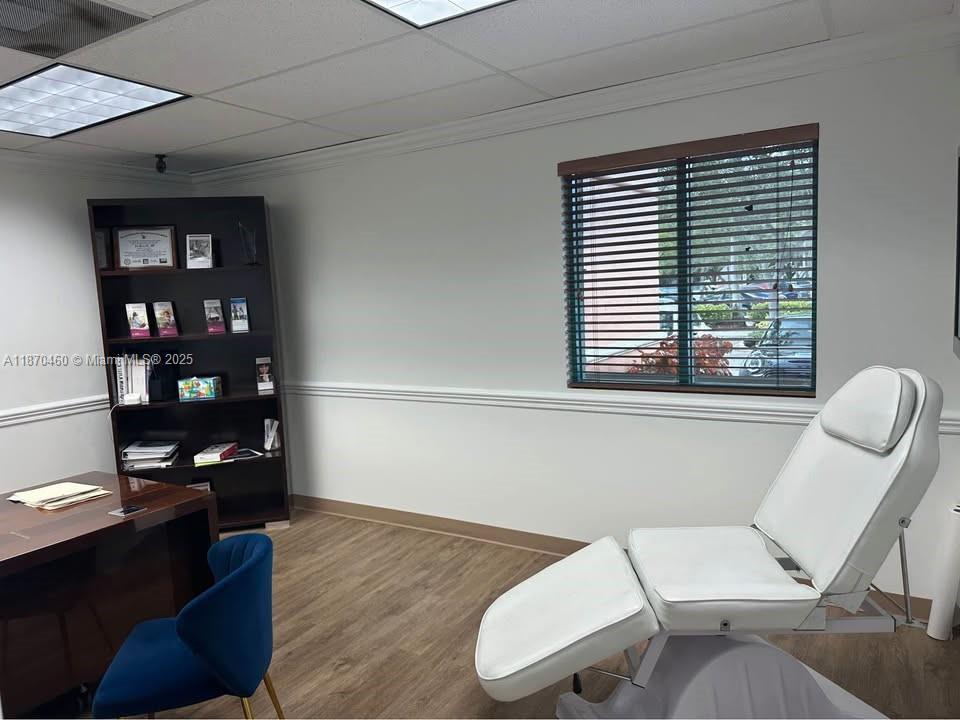2237 N Commerce Pkwy 3, Weston, Floryda 33326, USA