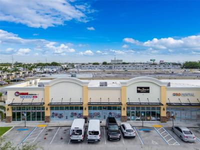7801 NW 95 st, Hialeah Gardens, フロリダ 33016, アメリカ合衆国